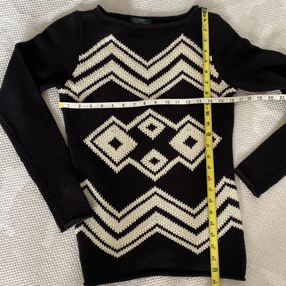 LRL Lauren Jeans Co. Ralph Lauren Black and Cream Geometric Sweater Knit
Size S - Picture 15 of 16